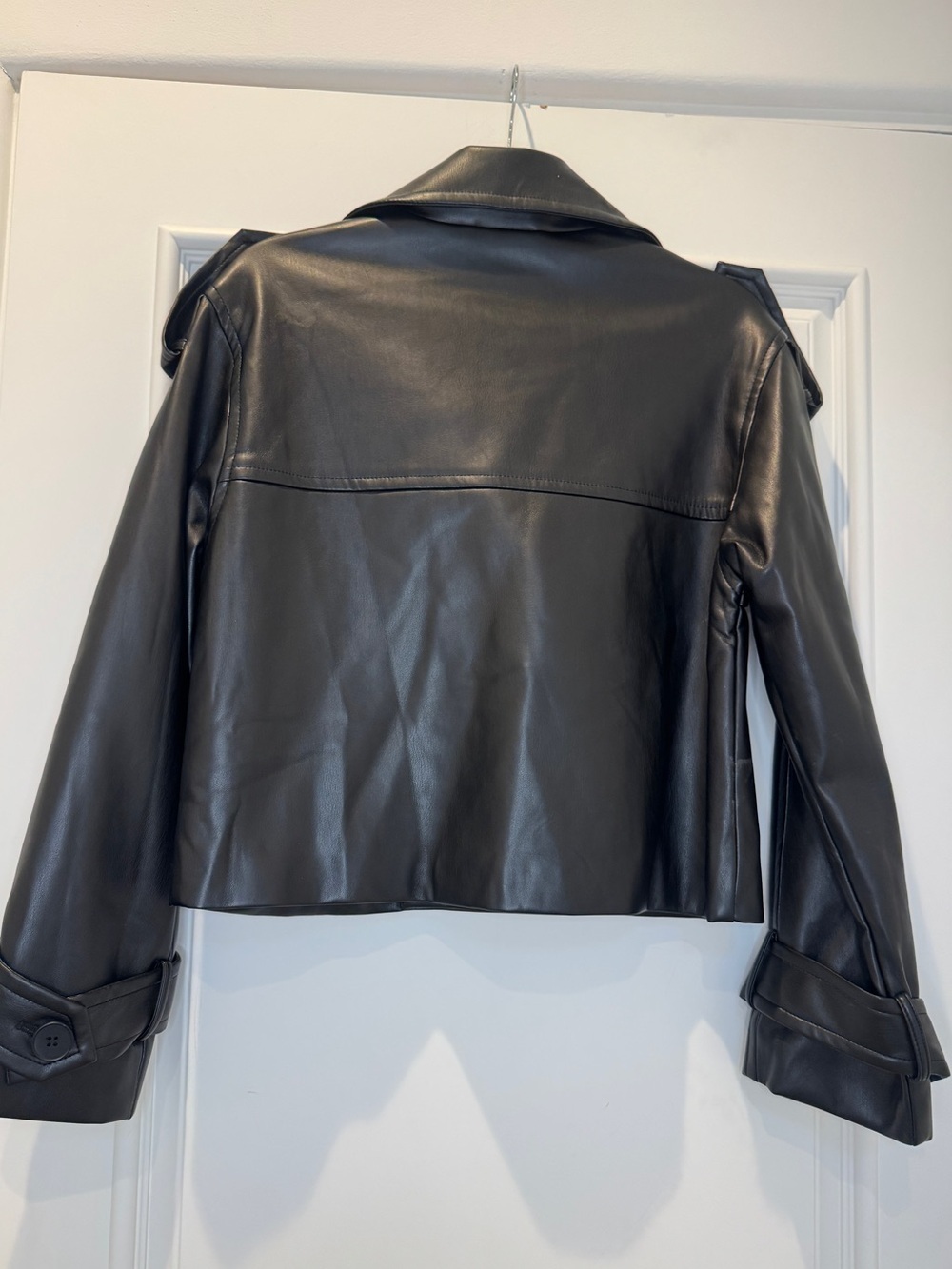 4th & Reckless Dayna Cropped Faux Leather Trenchcoat in Black S - Picture 6 of 8